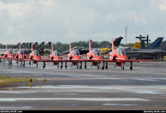 Red Arrows ready for departure