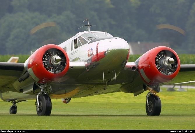 Beech 18