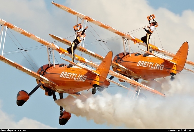 Boeing PT-17 Kaydet (Breitling Wingwalkers)