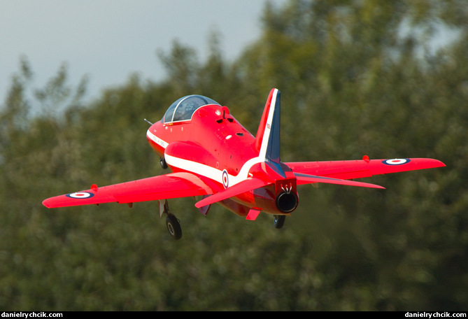 BAe Hawk - Red Arrows (RC model)