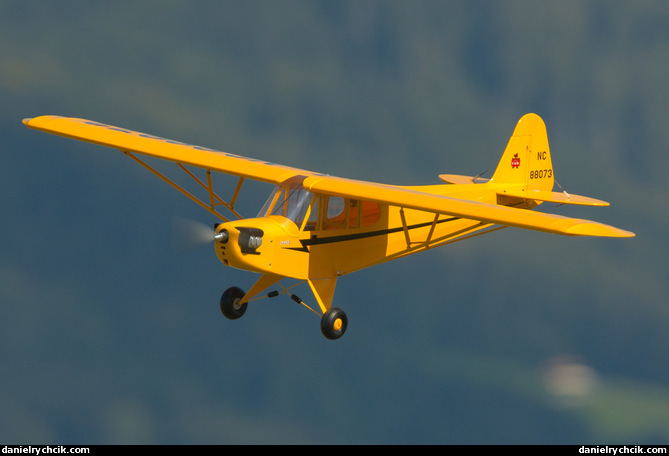 Piper Cub (RC model)