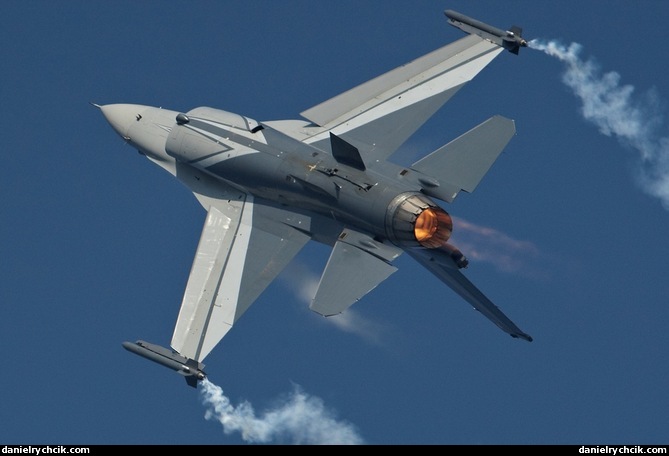 F-16C Falcon (Belgian Air Force - solo display)