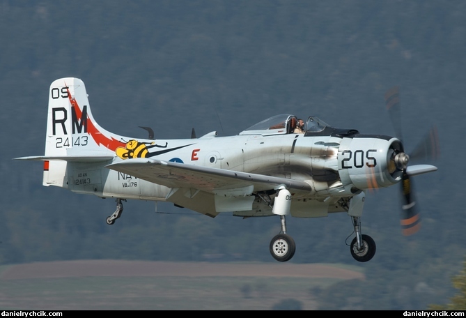 Douglas AD-4NA Skyraider