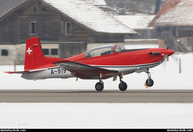 Pilatus PC-7