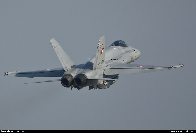 F/A-18C Hornet taking off from Payerne airbase for a WEF mission