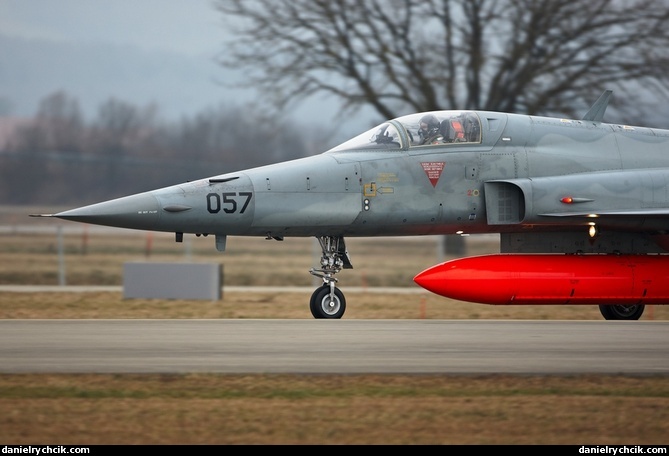 F-5E Tiger rolling on the Payerne taxiway