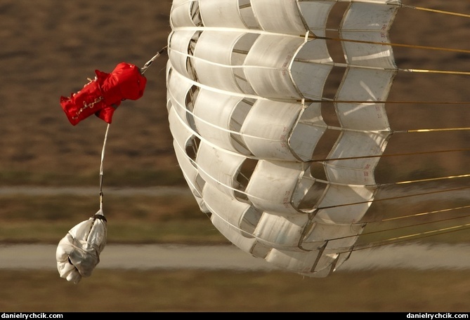 Landing parachute of a F-5E Tiger