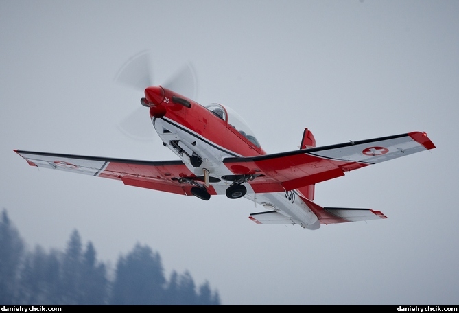 Pilatus PC-7